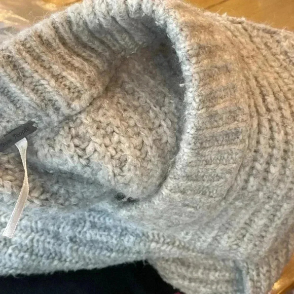 Free People Women’s Oversized Thick Knit Gray Sweater acrylic poly scoop neck S - Picture 16 of 16